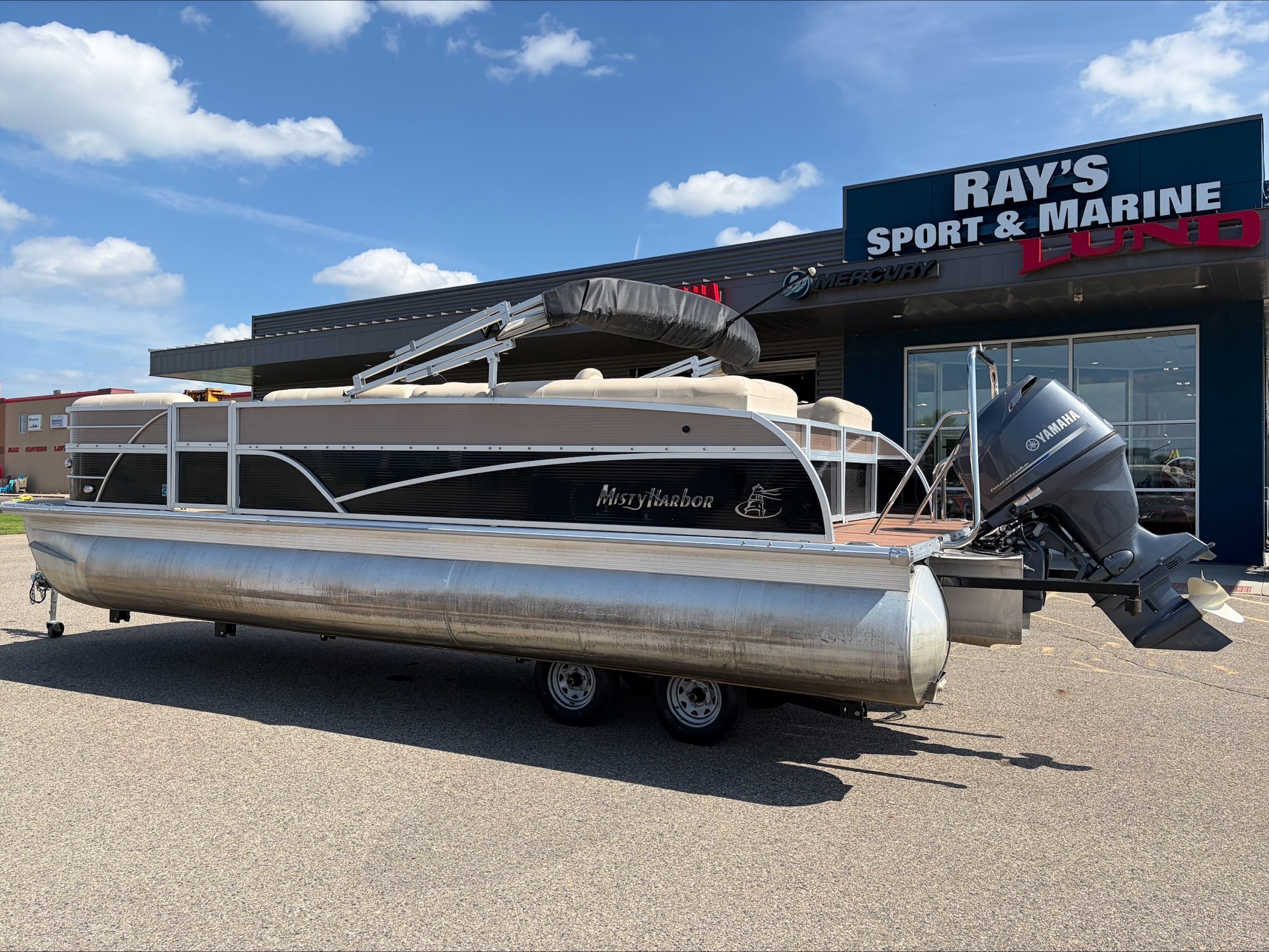2013 MISTY HARBOR 2385SU w/legs PONTOON