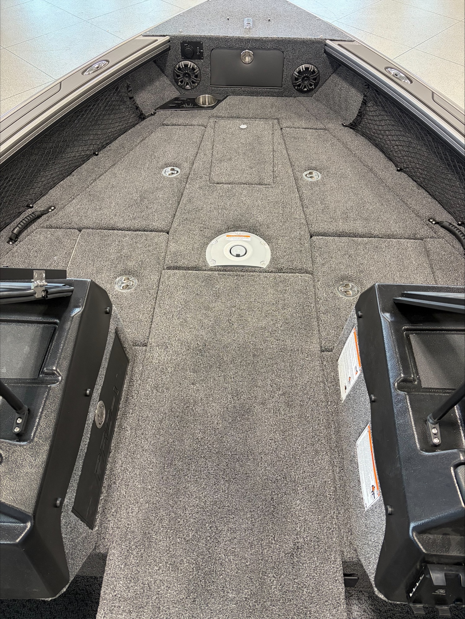 2027 LUND 1875 PRO V SPORT BOAT