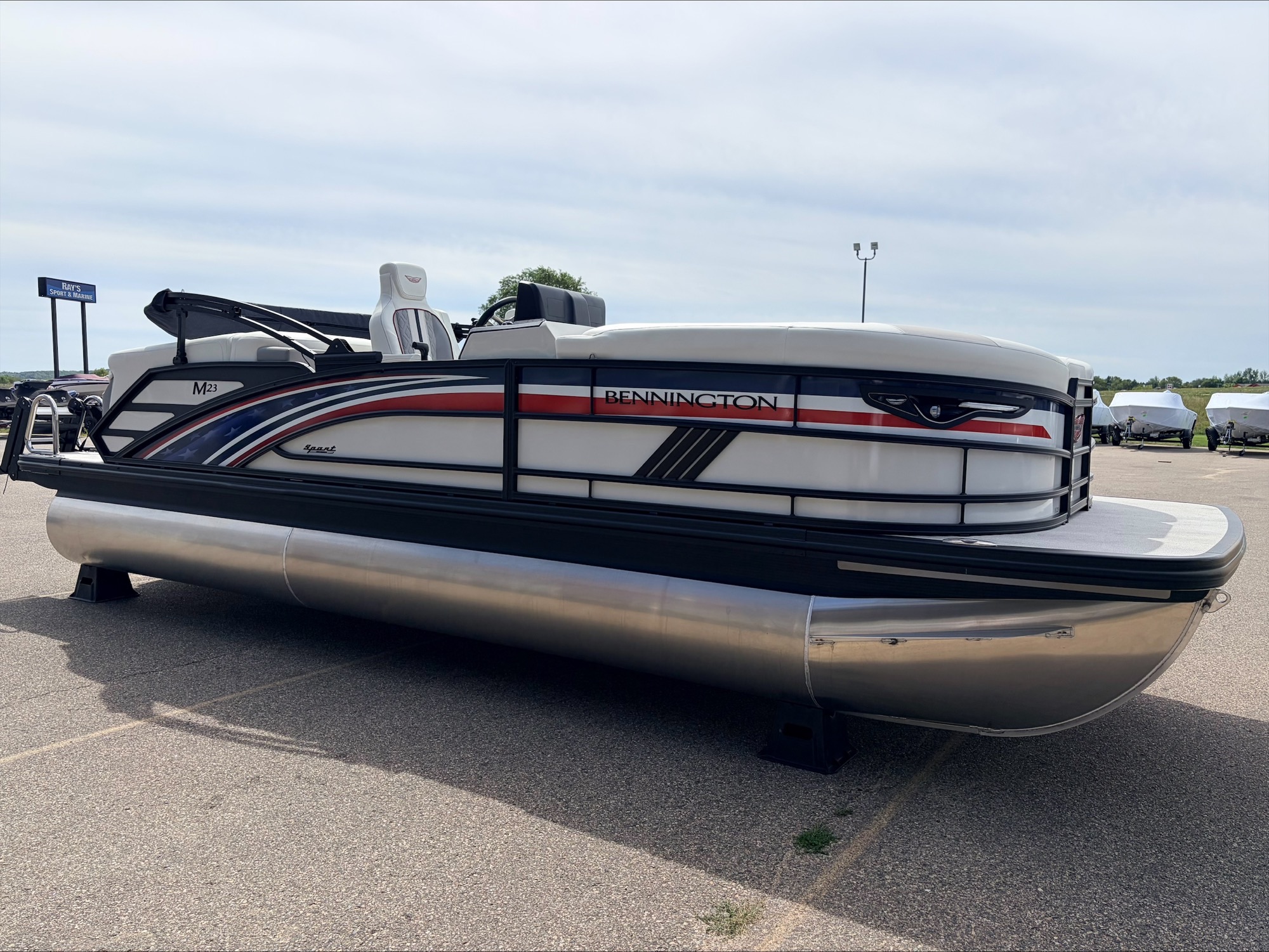 2027 BENNINGTON 23MFB PONTOON