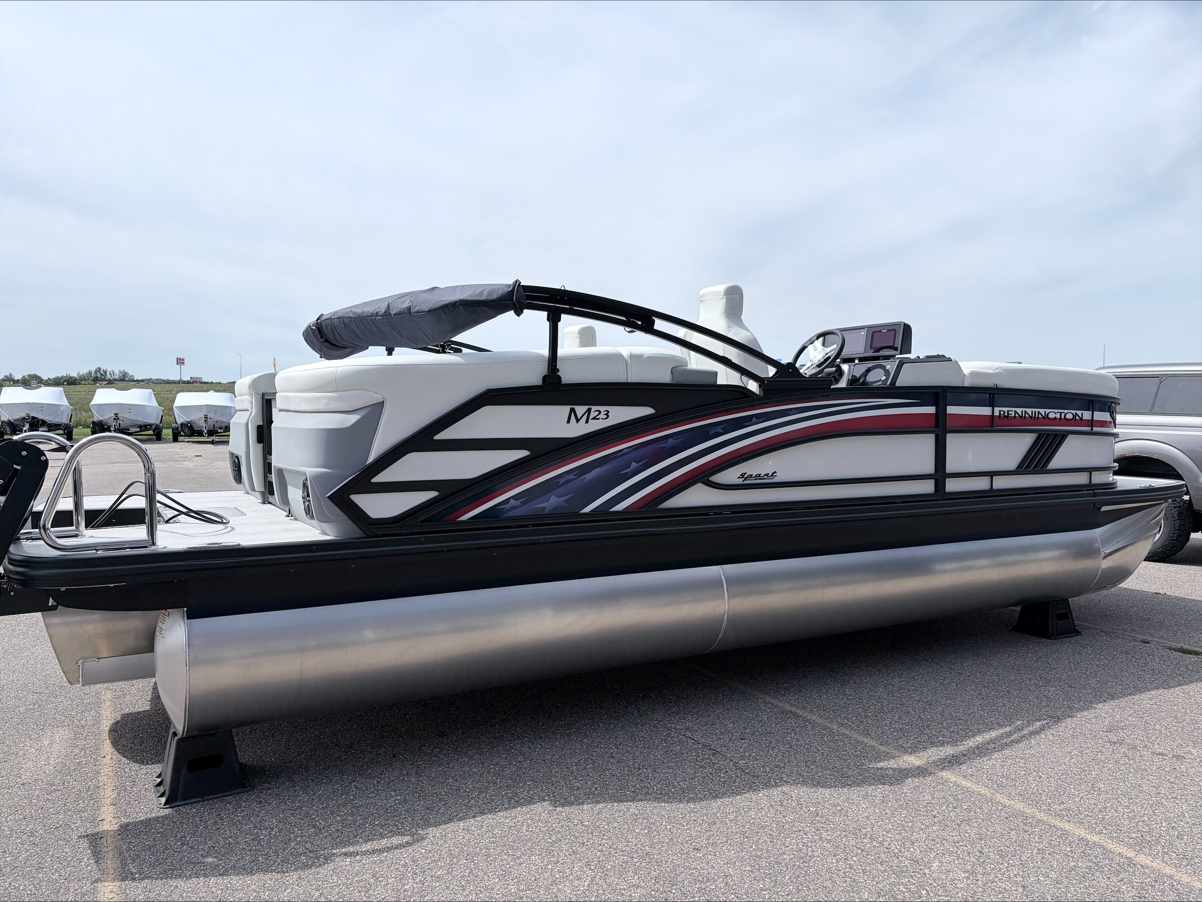 2027 BENNINGTON 23MFB PONTOON